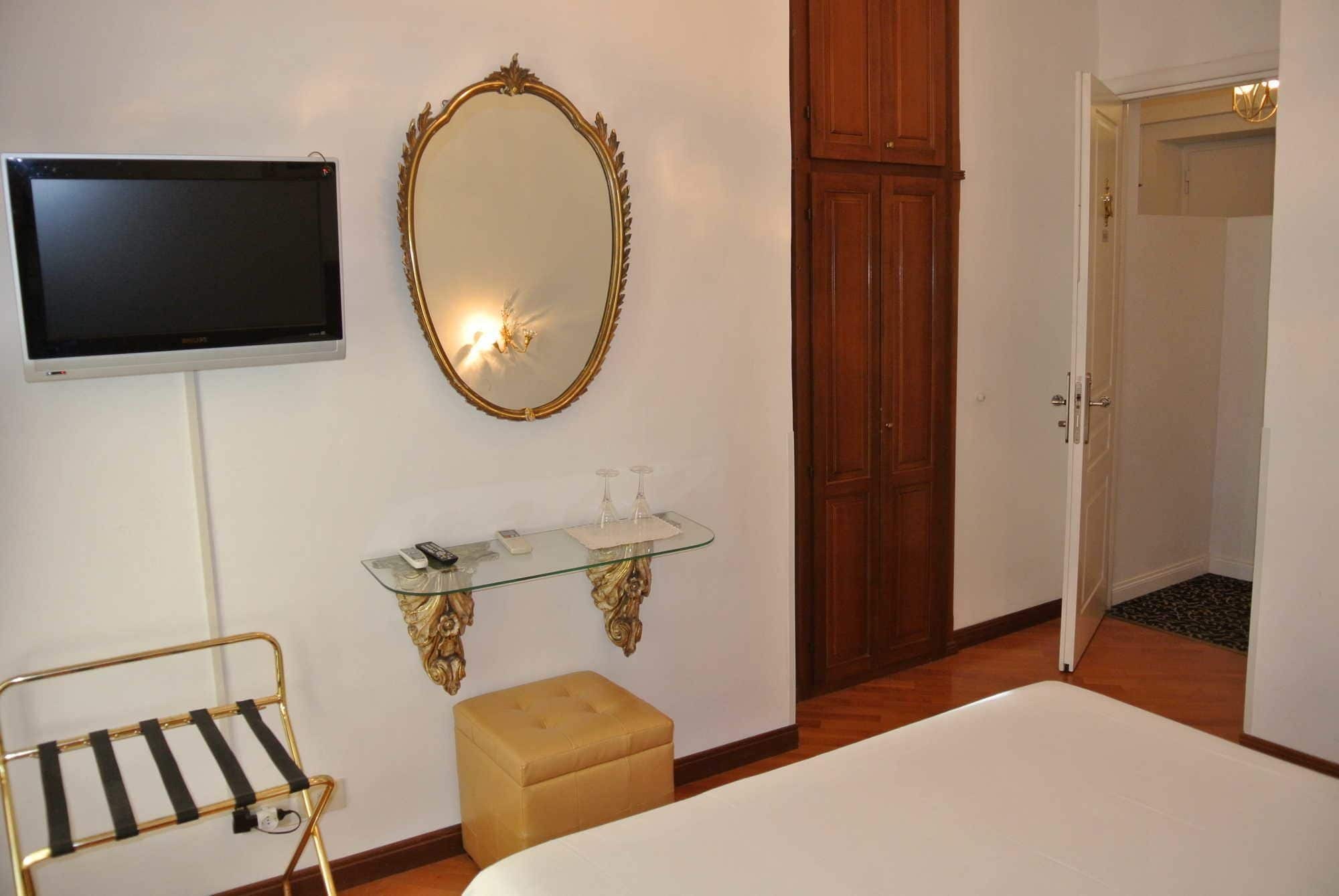 Le Petit Real Hotel Rom Eksteriør billede